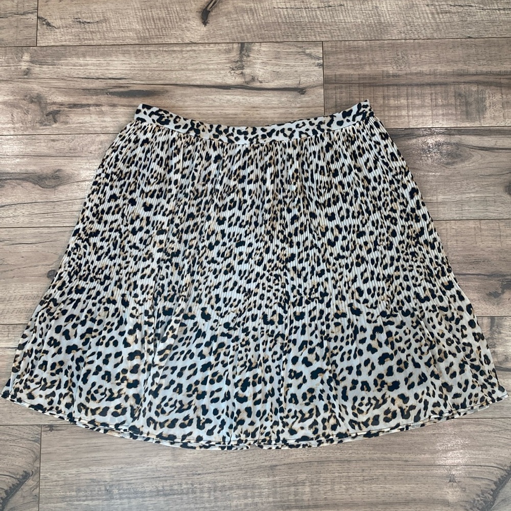 Banana Republic Leopard Print Mini Skirt NWT Size 4 (P08)